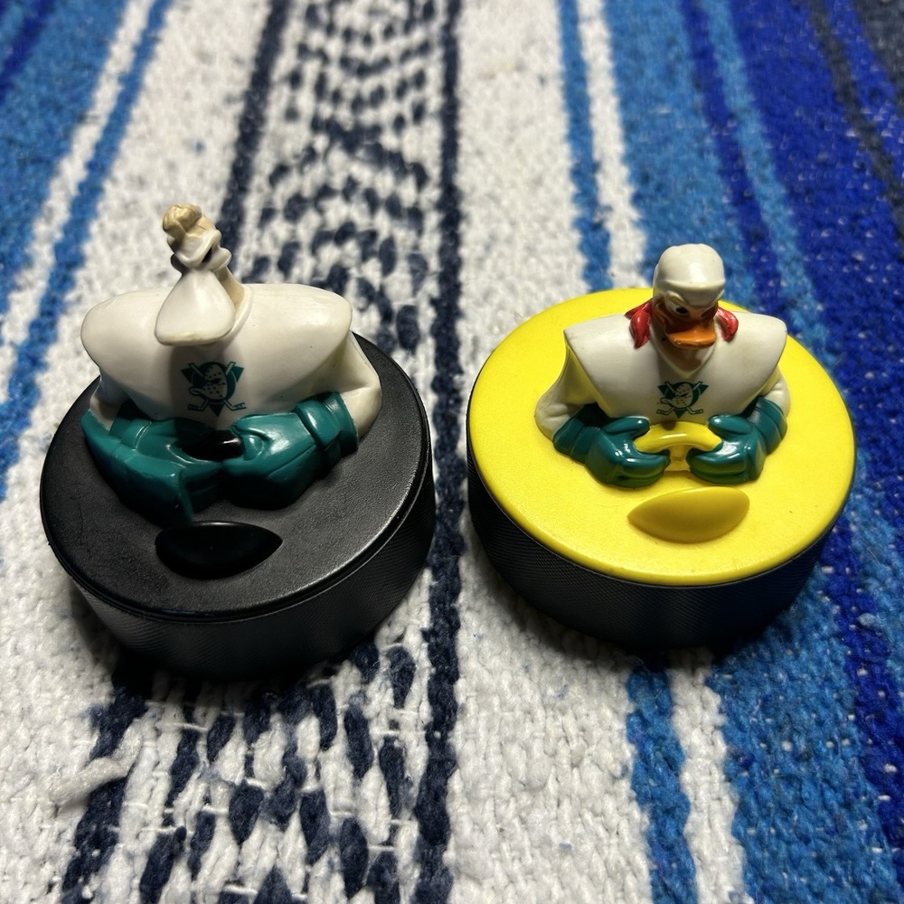 Vtg Disney Mighty Ducks Figurine Hockey Puck Anaheim Collectible Toy McDonalds
